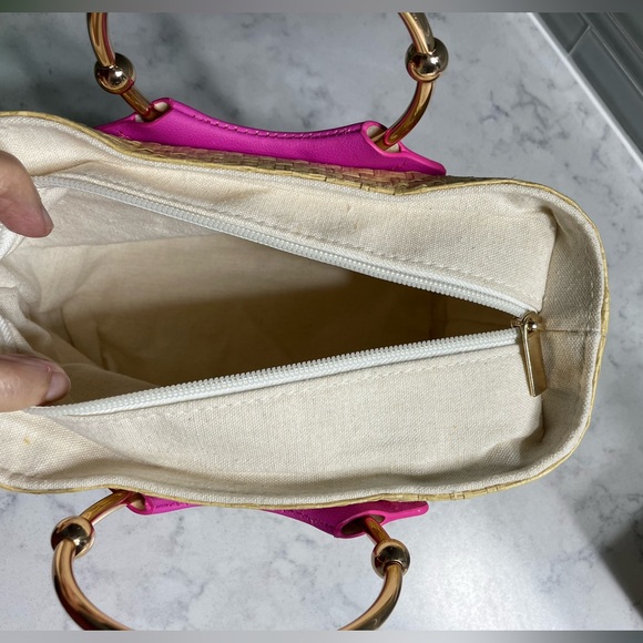 Self Tan Kit + more☀️ - Picture 7 of 8